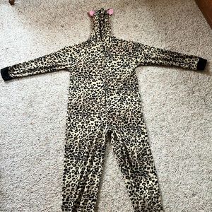 S/M Leopard Onesie